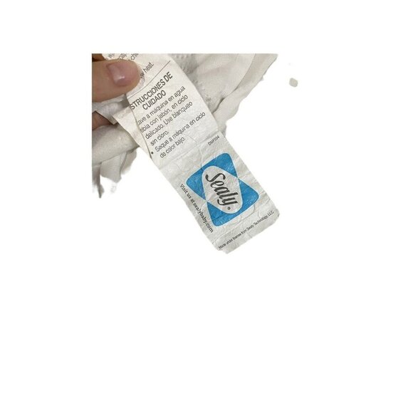 Sealy Waterproof Fitted Toddler Bed and Baby Crib Mattress Cover White - Picture 5 of 6